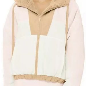 ALO Yoga Duality Reversible Sherpa Jacket (XS/S)